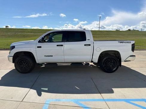Used 2020 Toyota Tundra SR5 w/ SR5 Upgrade Package AWD/4WD image 6