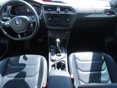 Used 2019 Volkswagen Tiguan SEL Premium image 7