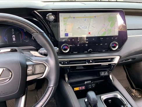 Used 2024 Lexus RX 350 AWD w/ Convenience Package image 7