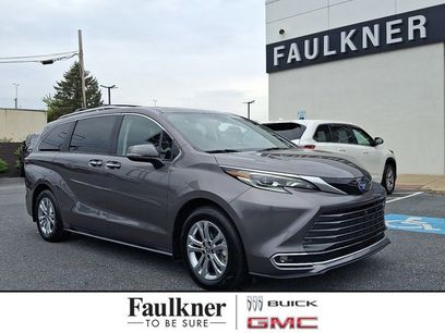 Used 2024 Toyota Sienna Platinum