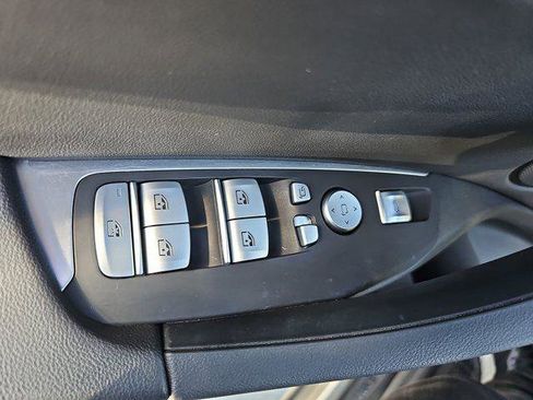 Used 2024 BMW X3 xDrive30i w/ Convenience Package w/ZPA image 28