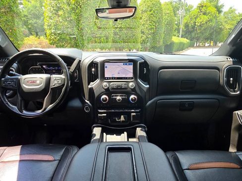 Used 2019 GMC Sierra 1500 AT4 w/ AT4 Premium Package AWD/4WD image 18
