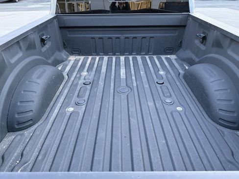 Used 2021 Ford F350 Lariat w/ Chrome Package image 9