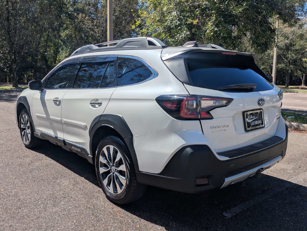 Used 2025 Subaru Outback Touring XT AWD/4WD image 6