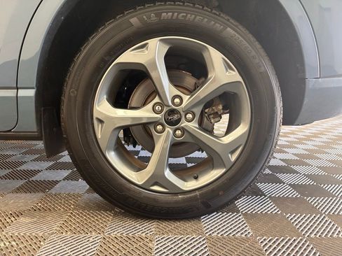 Certified 2023 Ford Escape ST-Line Select w/ Tech Pack #1 image 19