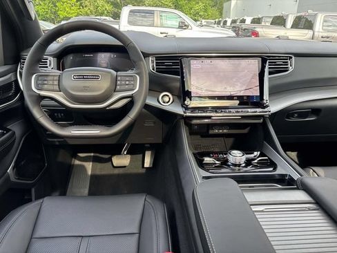 New 2026 Jeep Grand Wagoneer Limited AWD/4WD image 10