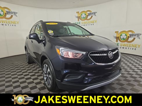 Used 2022 Buick Encore Preferred AWD/4WD image 1