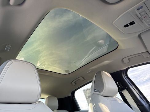 New 2026 Nissan Leaf Platinum+ image 24