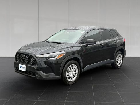 Used 2023 Toyota Corolla Cross L AWD/4WD image 1
