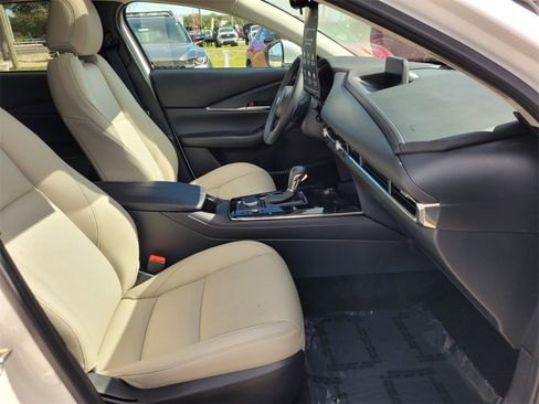 Certified 2025 MAZDA CX-30 AWD 2.5 S w/ Preferred Package image 18