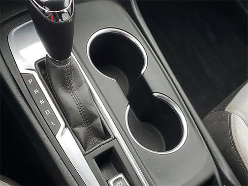 Used 2018 Chevrolet Equinox LT image 27