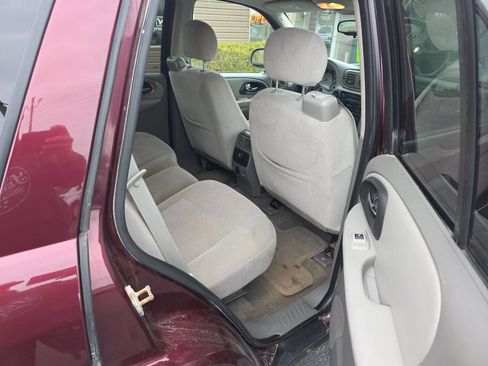 Used 2007 Chevrolet TrailBlazer LS AWD/4WD image 10