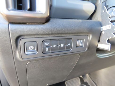 Used 2025 GMC Hummer EV 3X image 18