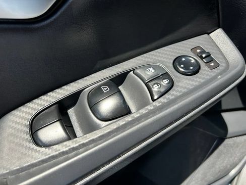 Used 2025 Nissan Sentra SV w/ All-Weather Package FWD image 26
