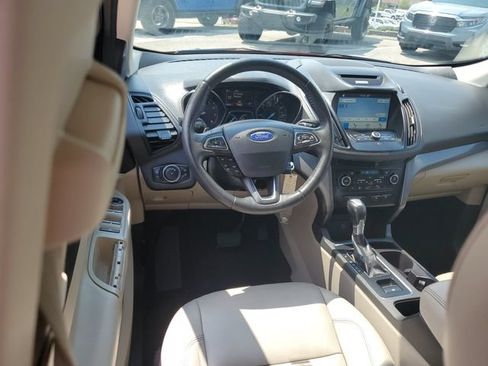 Used 2017 Ford Escape SE w/ SE Leather Comfort Package AWD/4WD image 11