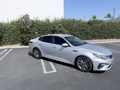 Used 2019 Kia Optima LX FWD image 3