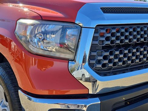 Used 2018 Toyota Tundra SR5 image 3