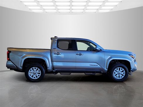 New 2026 Toyota Tacoma SR5 image 2