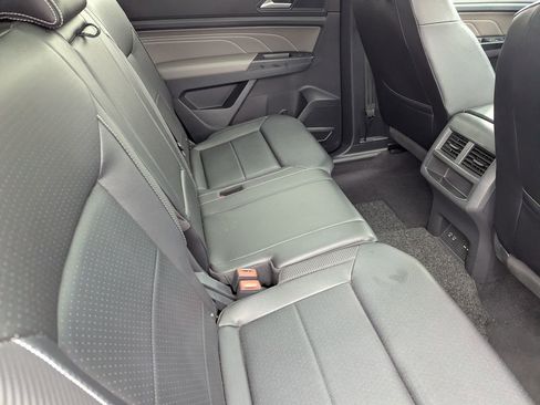 Used 2021 Volkswagen Atlas Cross Sport SEL AWD/4WD image 15