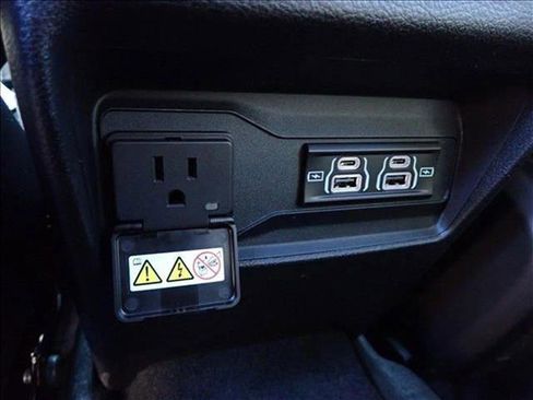 New 2025 Jeep Grand Cherokee L Limited w/ Luxury Tech Group II image 11