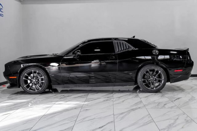 Used 2022 Dodge Challenger R/T Scat Pack RWD image 17