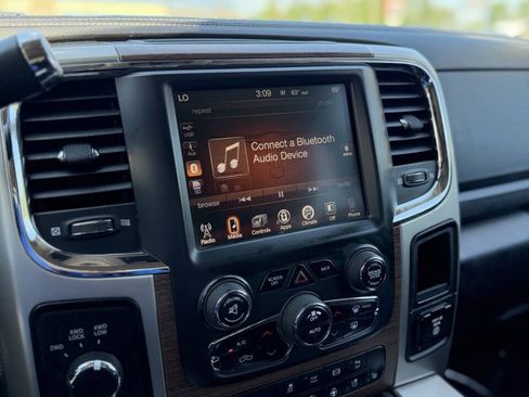Used 2014 RAM 3500 Laramie AWD/4WD image 25