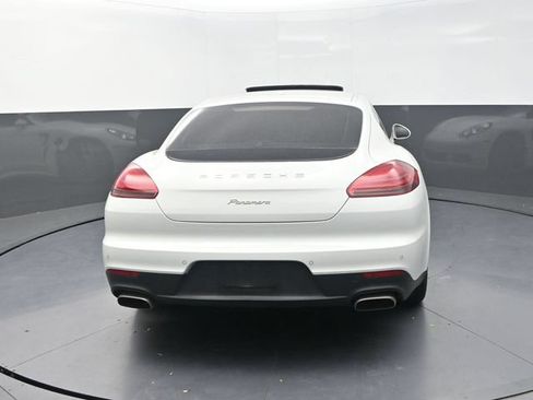 Used 2016 Porsche Panamera 4 AWD/4WD image 7