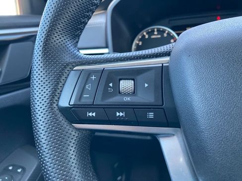 Used 2025 Mitsubishi Outlander SE FWD image 15