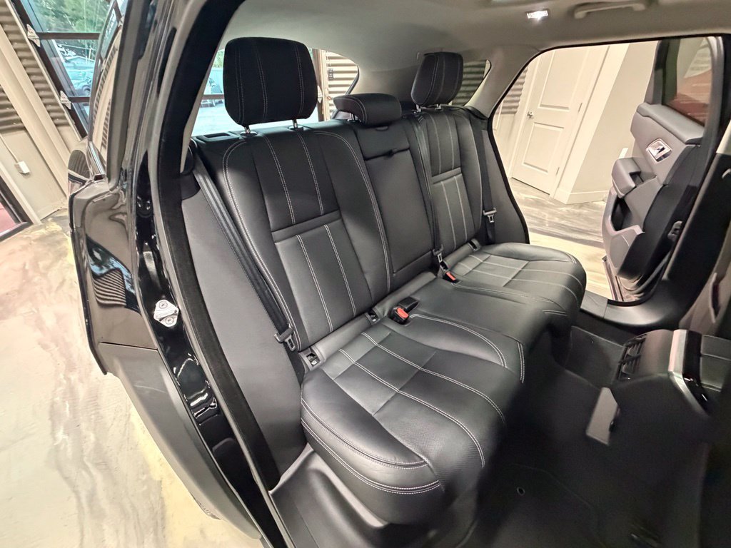Used 2020 Land Rover Range Rover Velar S AWD/4WD image 5