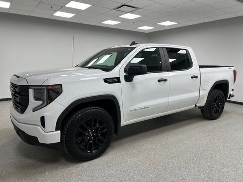 Used 2024 GMC Sierra 1500 Pro w/ Graphite Edition image 5