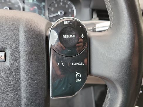 Used 2020 Land Rover Range Rover Evoque S image 21