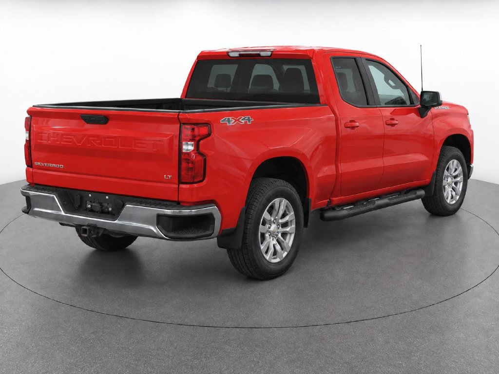 Used 2022 Chevrolet Silverado 1500 LT AWD/4WD image 9
