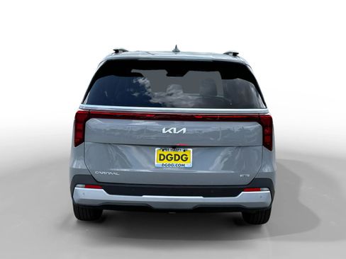New 2026 Kia Carnival EX FWD image 4