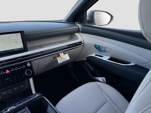 New 2026 Hyundai Tucson Limited image 18