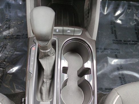 Used 2024 Chevrolet TrailBlazer LS w/ LS Convenience Package FWD image 27