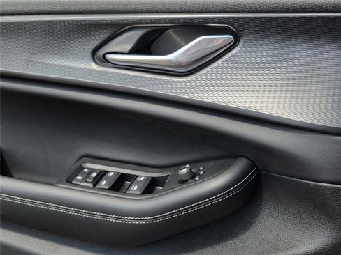 New 2025 Jeep Grand Cherokee Altitude image 54