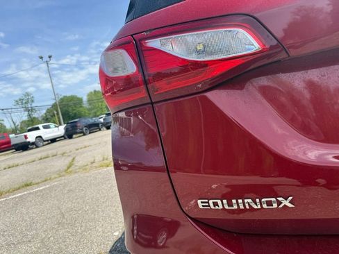 Used 2018 Chevrolet Equinox LT AWD/4WD image 24