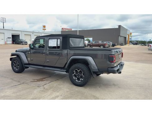 Used 2020 Jeep Gladiator Overland AWD/4WD image 6