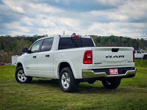 New 2026 RAM 1500 Big Horn AWD/4WD image 7