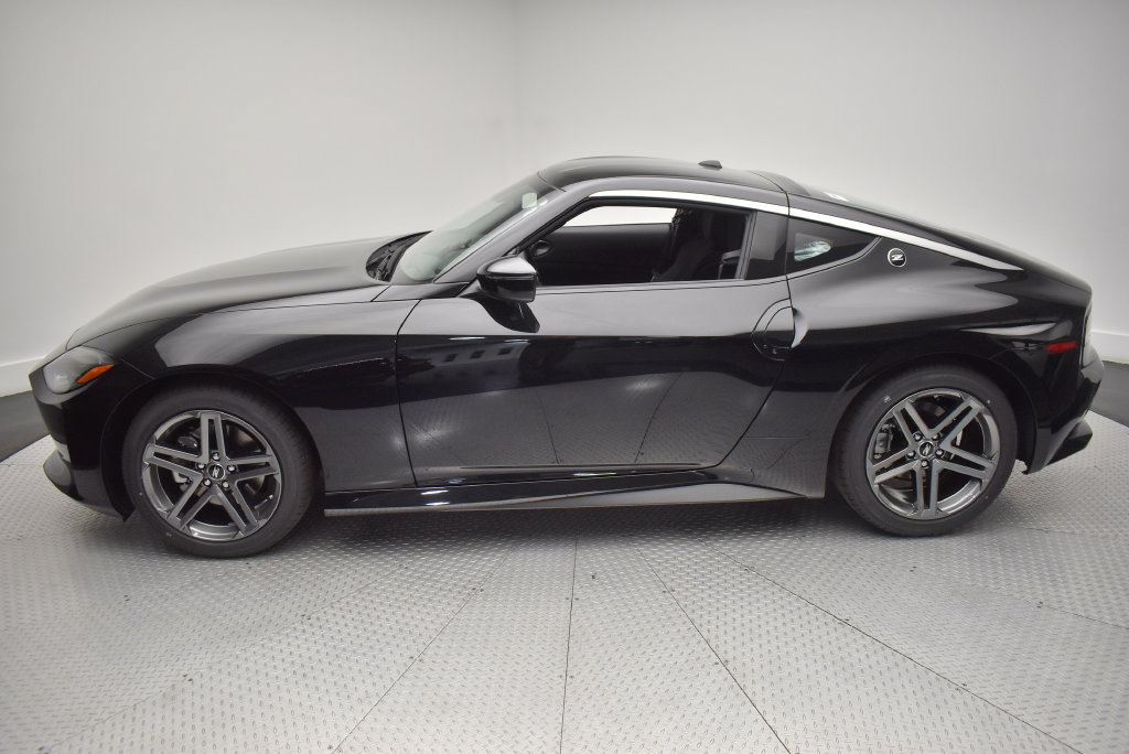 New 2026 Nissan Z Sport w/ Floor Mat Package RWD image 8