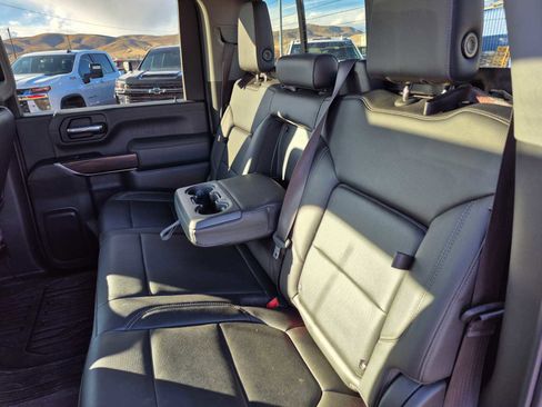 Used 2020 GMC Sierra 2500 SLT w/ Technology Package image 40