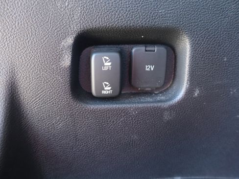 Used 2024 Ford Edge SEL w/ Convenience Package image 25