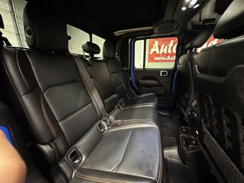 Used 2022 Jeep Gladiator Mojave w/ LED Lighting Group AWD/4WD image 18