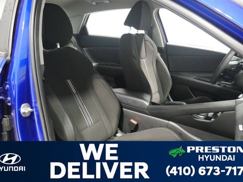 Used 2023 Hyundai Elantra SEL image 15