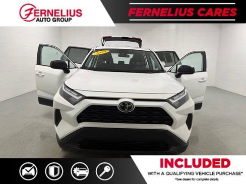 Used 2024 Toyota RAV4 LE AWD/4WD image 11