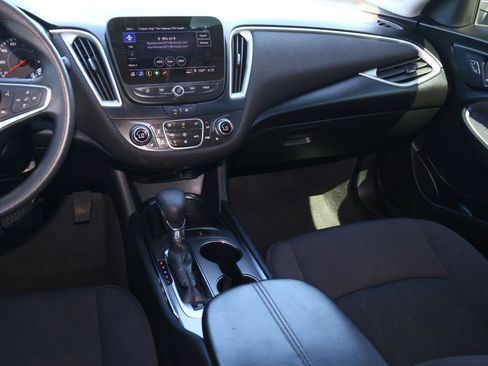 Used 2024 Chevrolet Malibu LT FWD image 10