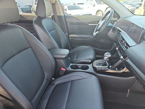 Used 2024 Kia Seltos EX AWD/4WD image 10