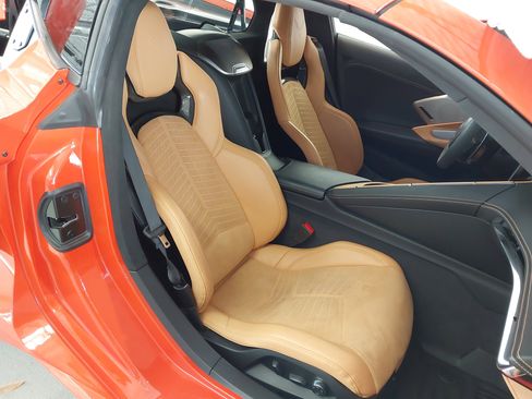 Used 2020 Chevrolet Corvette Stingray Premium Cpe w/ 3LT Preferred Equipment Group image 27