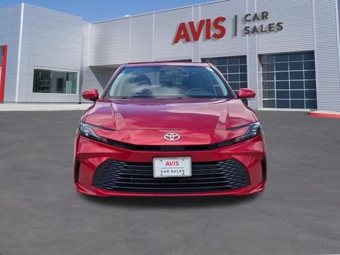 Used 2025 Toyota Camry LE FWD image 2