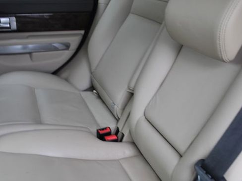 Used 2013 Land Rover Range Rover Sport HSE image 24